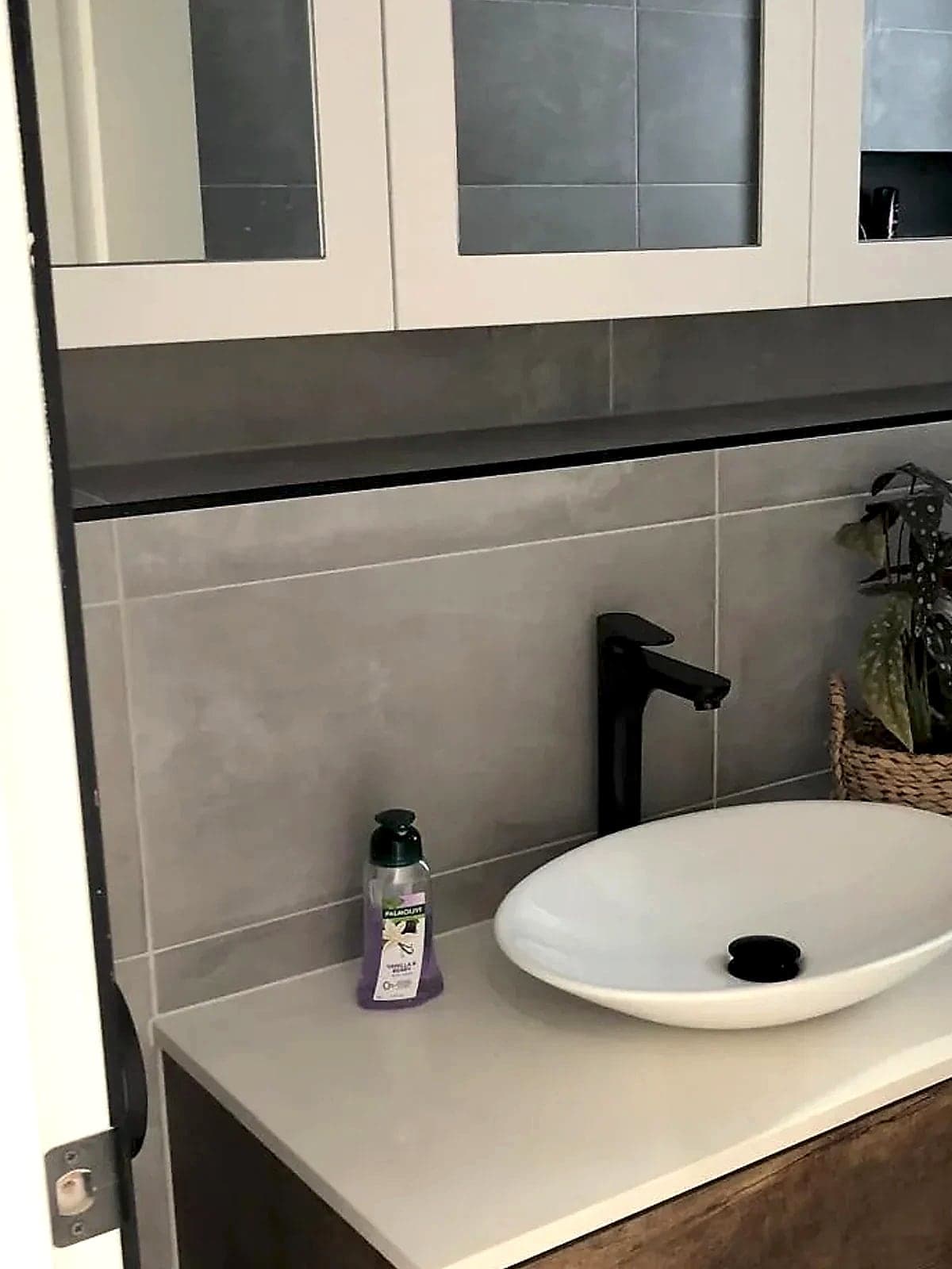 Bathroom vanity with timber cabinetry and round basin by H&R Kitchens