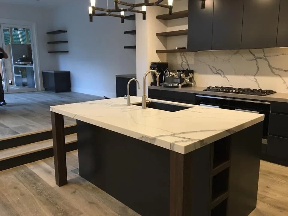 Custom kitchen cabinetry and surfaces from the H&R Kitchens portfolio