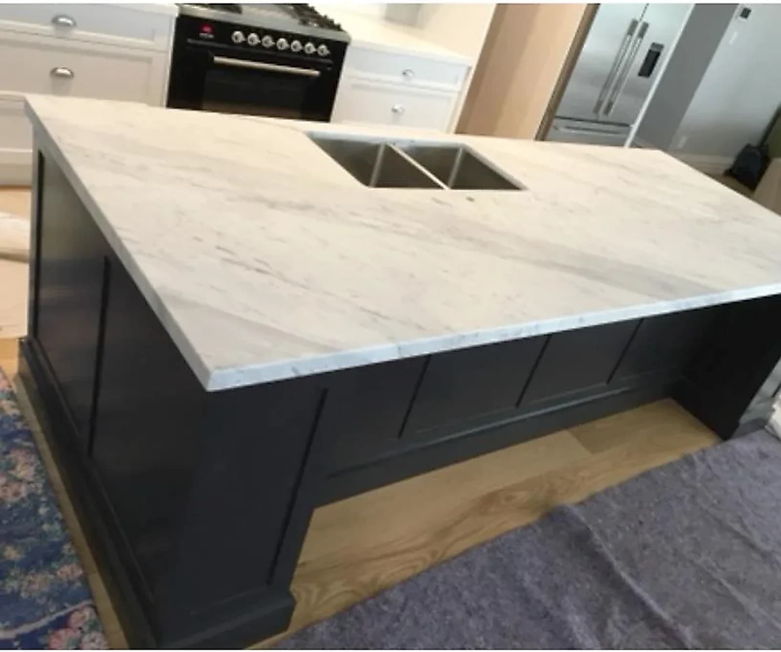 Custom kitchen cabinetry and surfaces from the H&R Kitchens portfolio